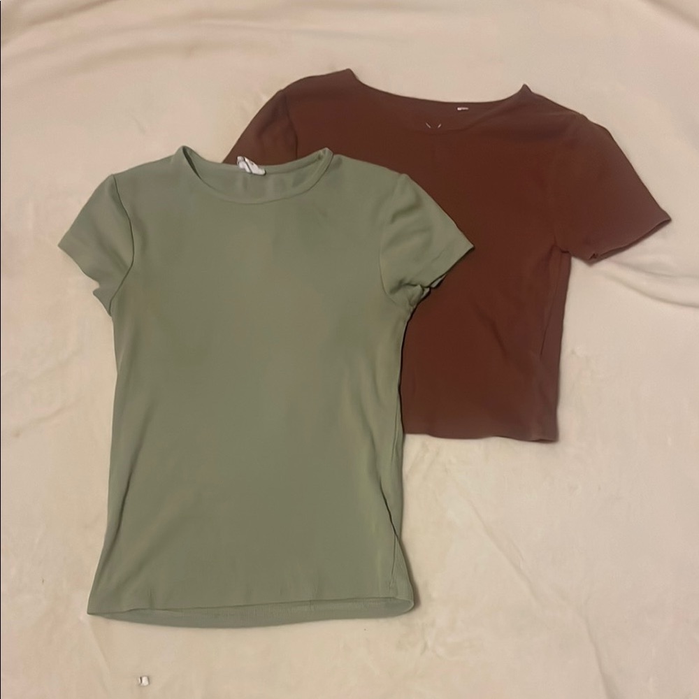 PacSun Green and Red Cap Sleeve Crop Tee